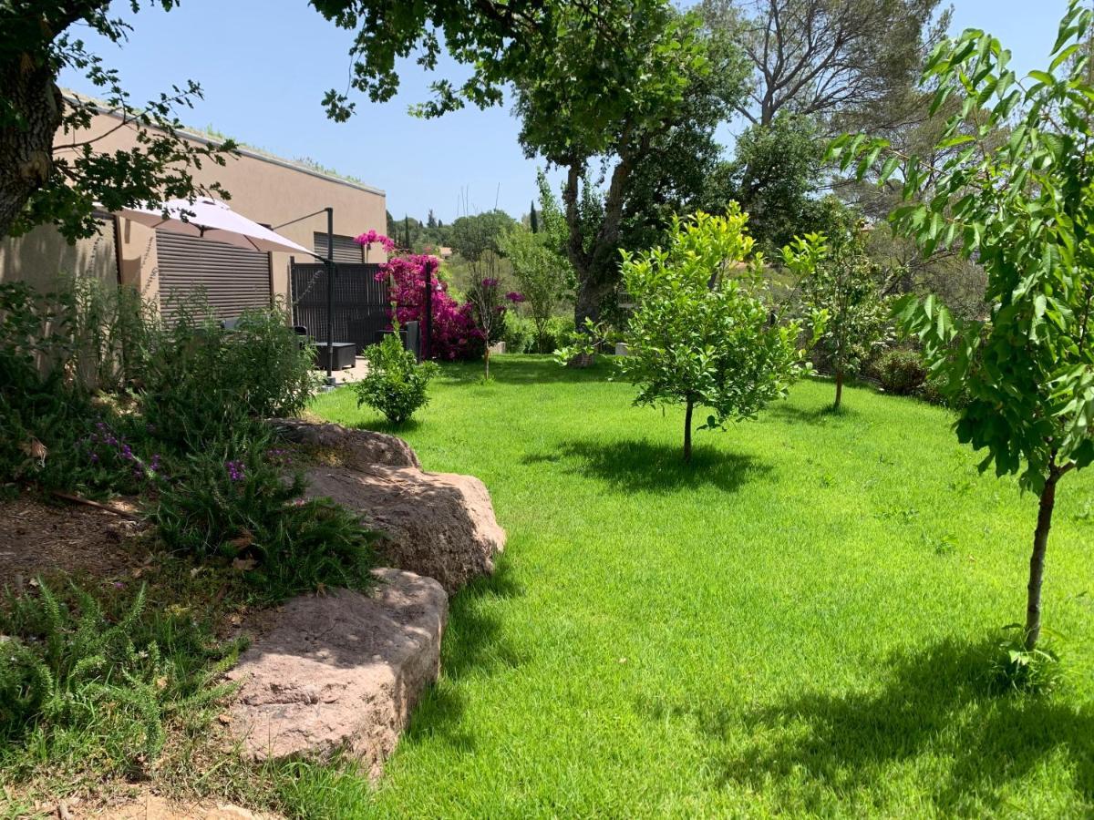 La Balma - 4 Appartements Avec Jardin En Maison Passive De Plain Pied A Frejus-Saint-Raphael Bagian luar foto