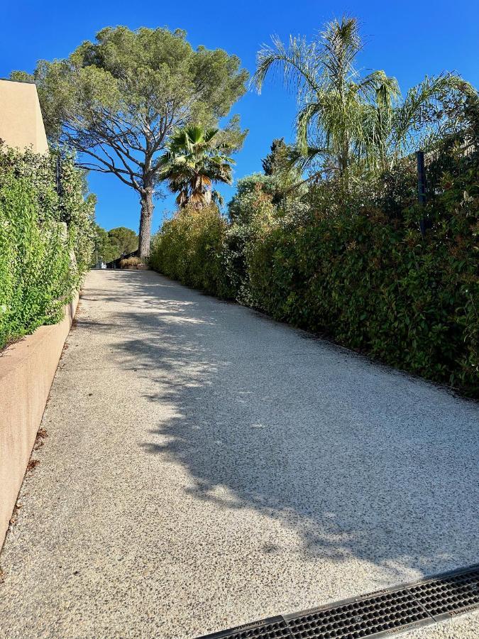 La Balma - 4 Appartements Avec Jardin En Maison Passive De Plain Pied A Frejus-Saint-Raphael Bagian luar foto